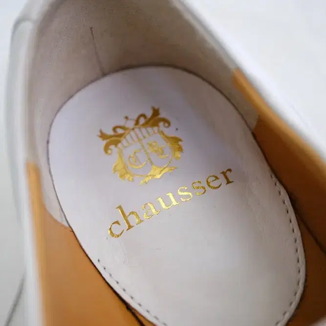 chausser 레더 로퍼