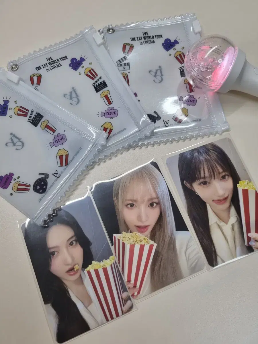 Photocard Pow + Random Photocard Set WTS