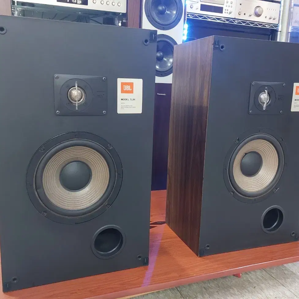 JBL MODEL TLX4