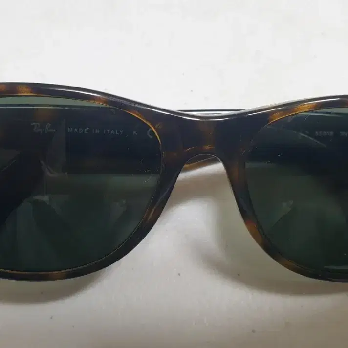 Rayban rb2132 Wayfarer tortoise