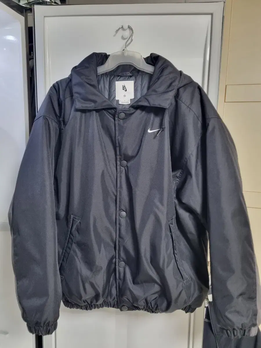 (M) Nike Soloswoosh Puffer Padding