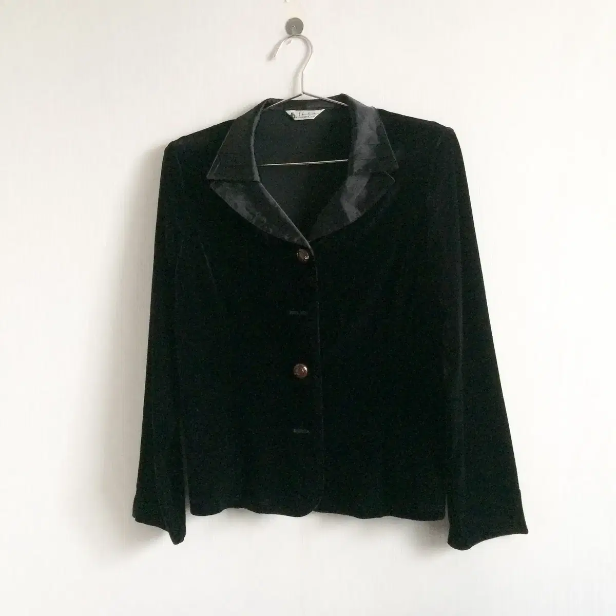 Satin collar velvet jacket