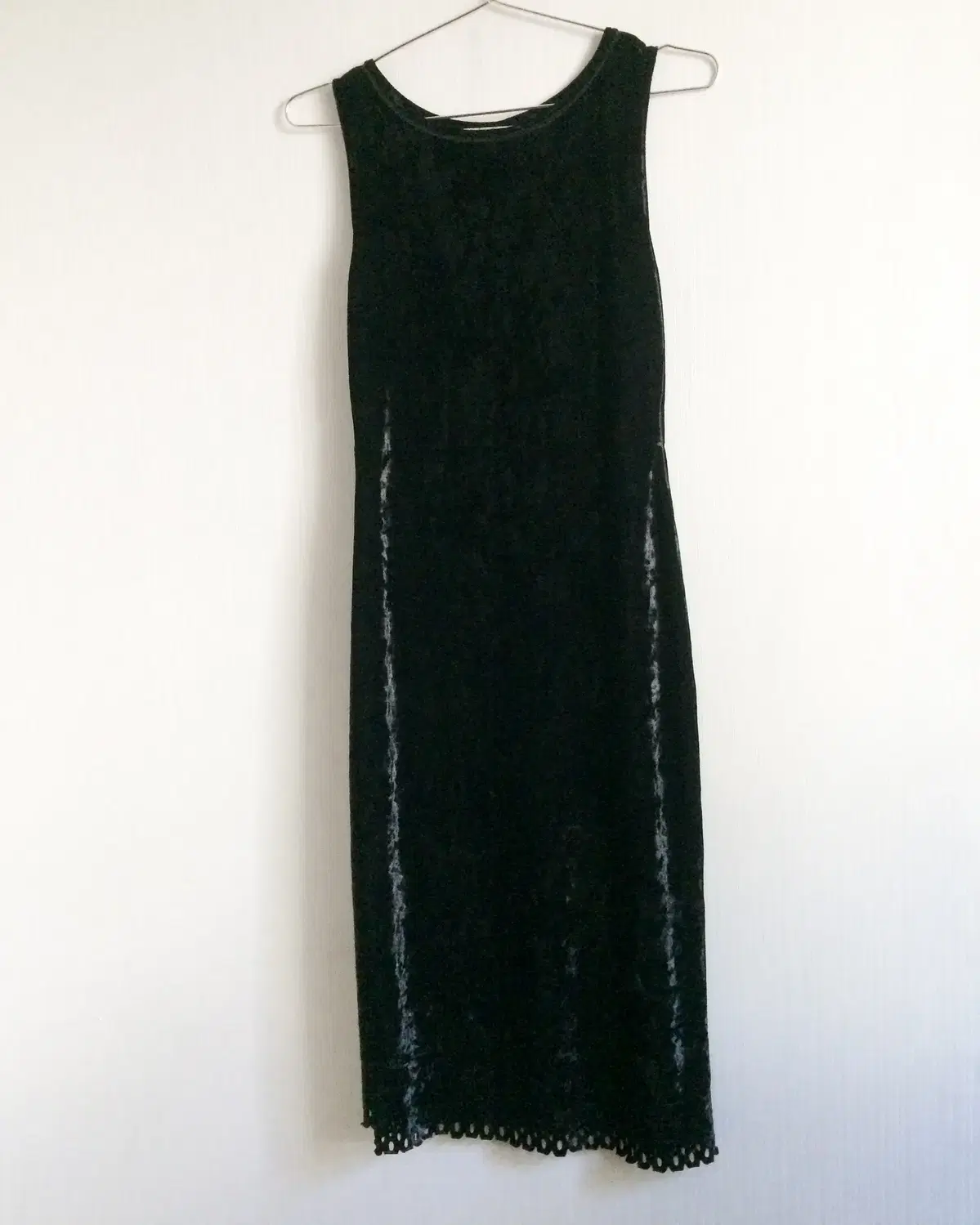 Velvet sleeveless onepiece