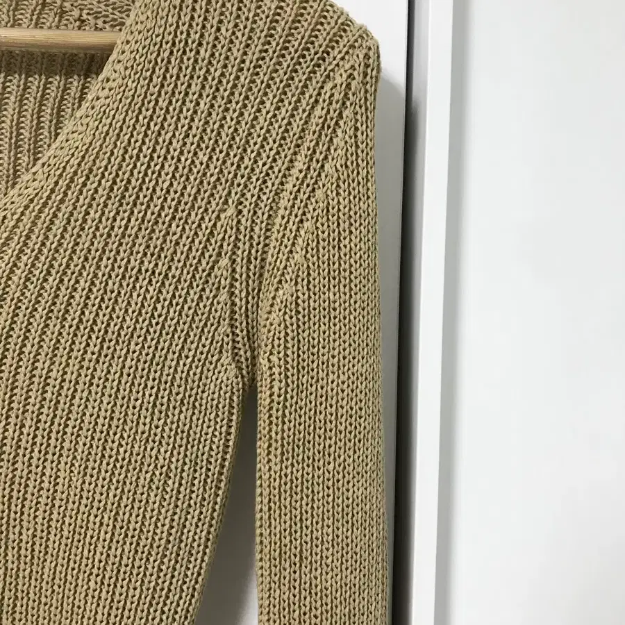 vintage beige knit