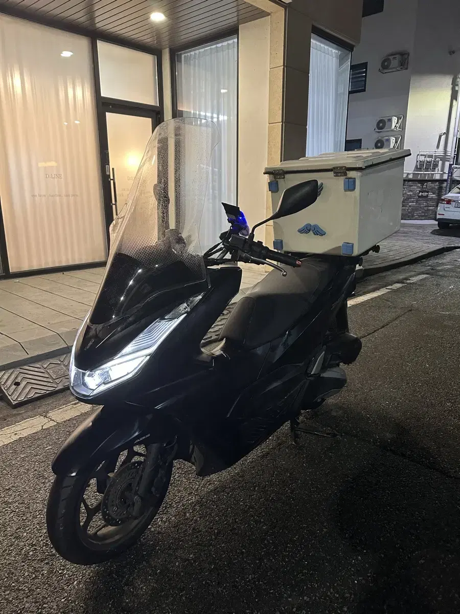 혼다 신형 Pcx 125cc ABS  21년식 저렴하게 판매합니다