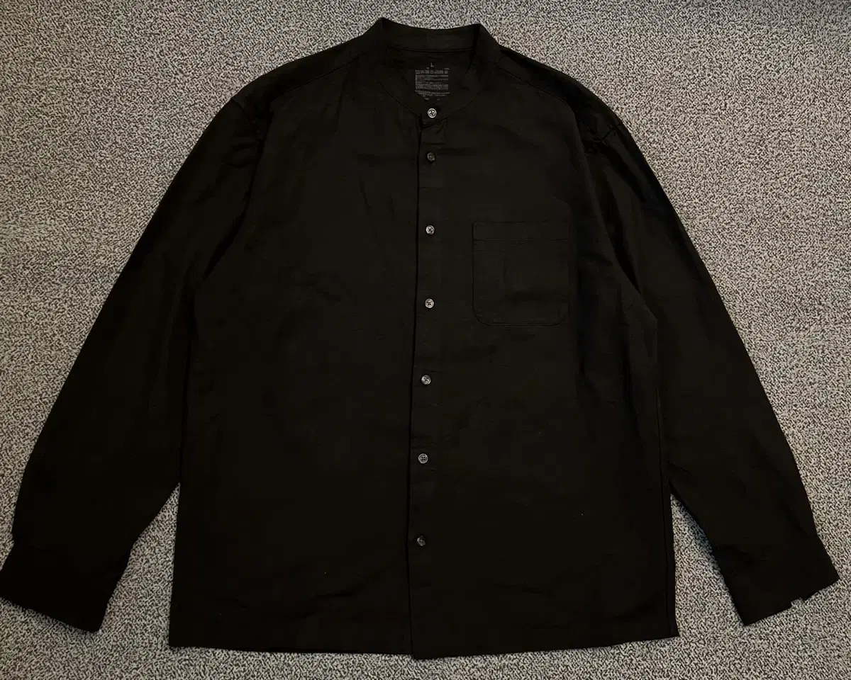 Uniqlo Modern Shirt Public XL