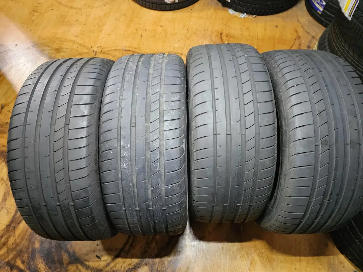 245/45R18 벤츠, BMW 순정 런플랫타이어 4본