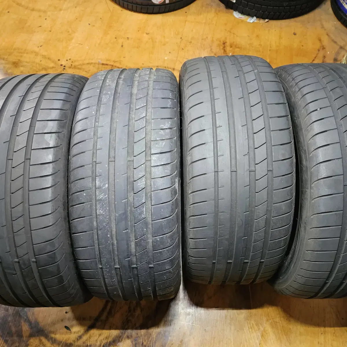 245/45R18 벤츠, BMW 순정 런플랫타이어 1본