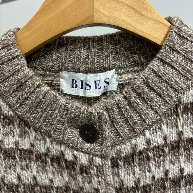 BISES (Made in Japan) 가디건