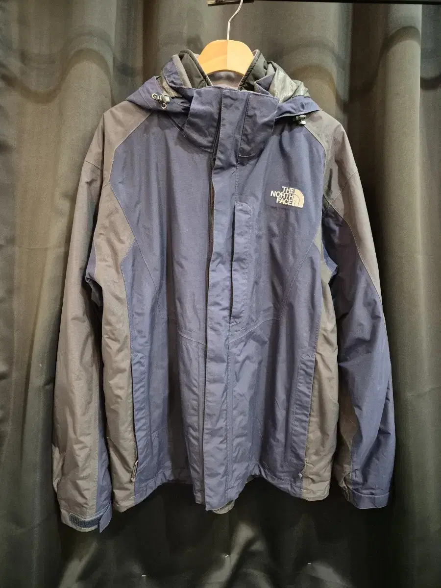 Genuine The North Face Windbreaker with Inner Lining