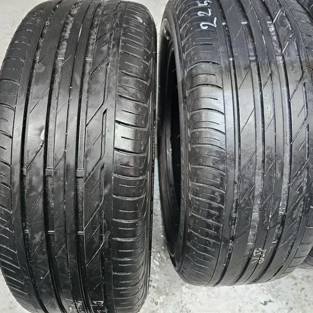 225/55R17  미니,  3GT 순정 런플랫타이어 4본