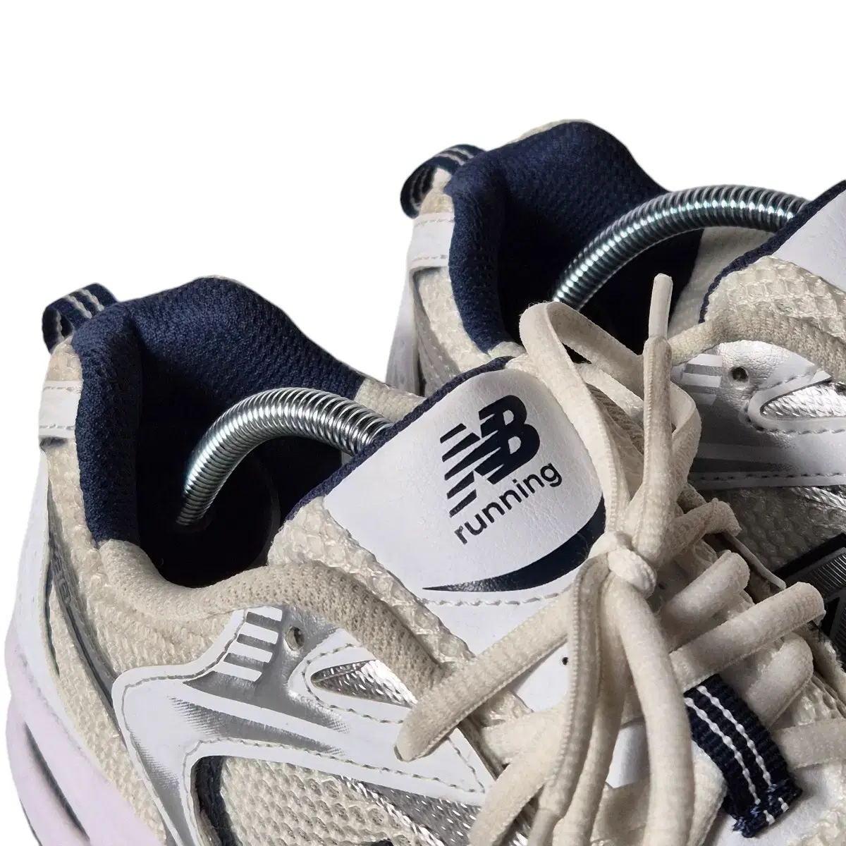 250) NEW BALANCE 뉴발란스 530 화이트