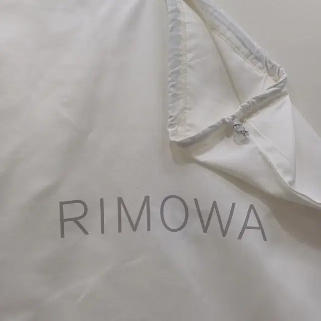 RIMOWA 리모와 더스트백 빅사이즈 여행 캐리어 가방 보호 커버 새제품