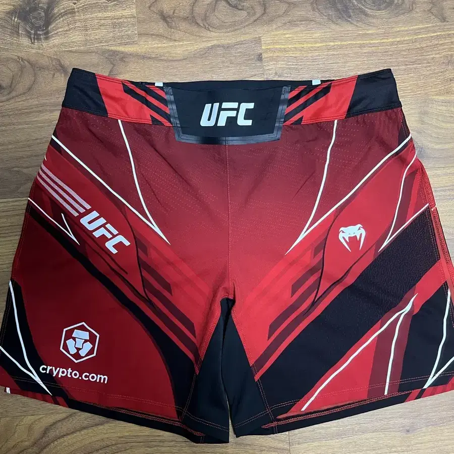 ufc 파이트쇼츠 판매 합니다.