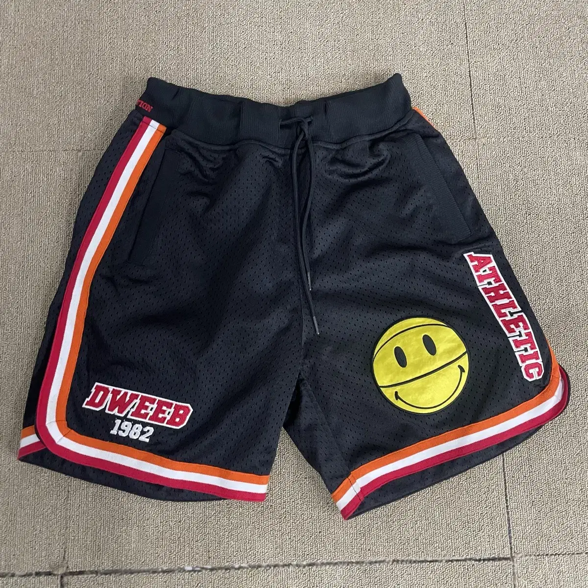 Dweep Mesh Smile Pants