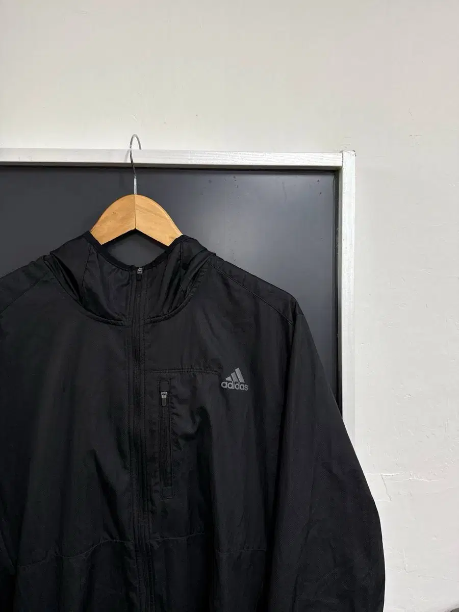 [2XL] Adidas Athletic Windbreaker Jacket