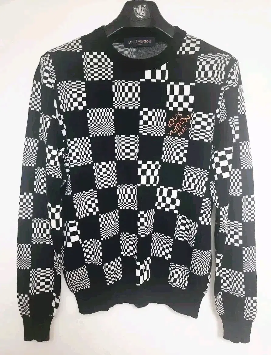 [Genuine] Louis Vuitton Distressed Damier Crewneck Knit