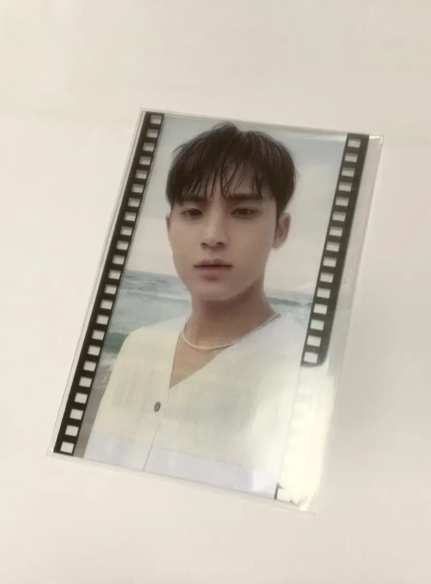 SEVENTEEN SPILL THE FEELS Caravan mingyu aladin pre-order benefit Photocard