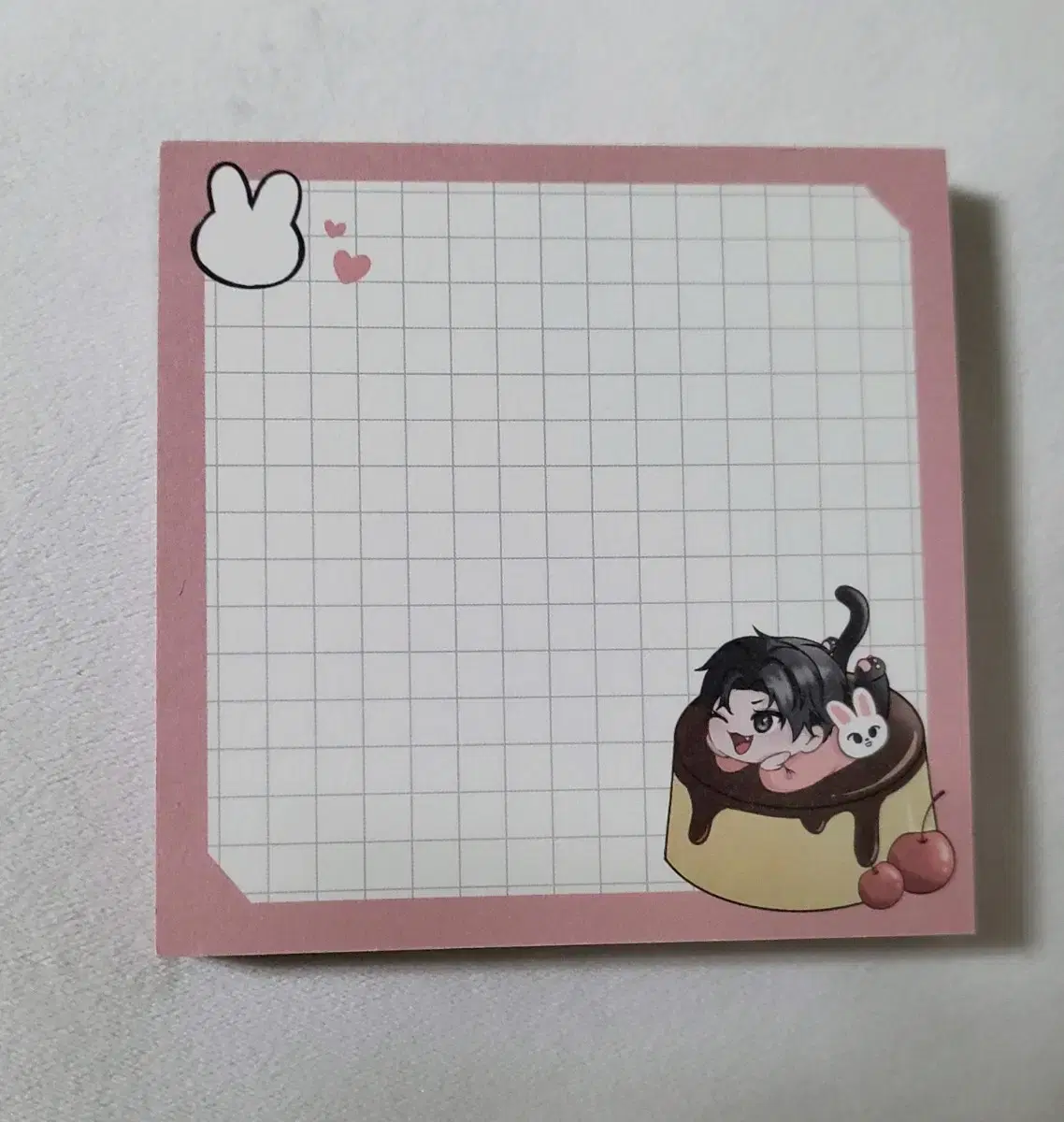 lee know unofficial goods sells notepads