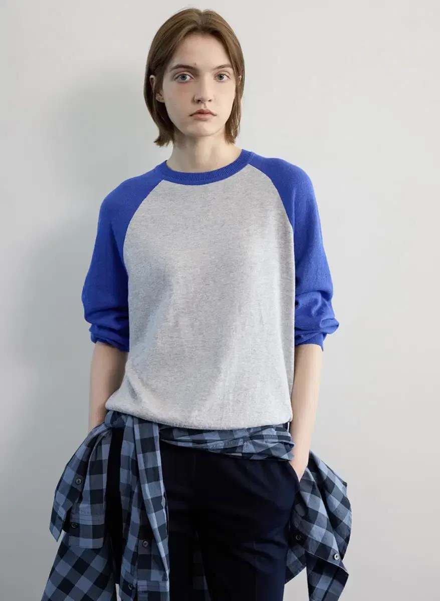 문달 Summer Ted Raglan Knit in Blue