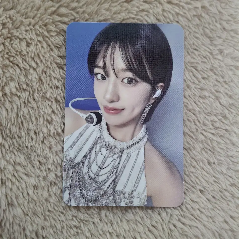 Ahn Yujin worldtour DVD Photo Card