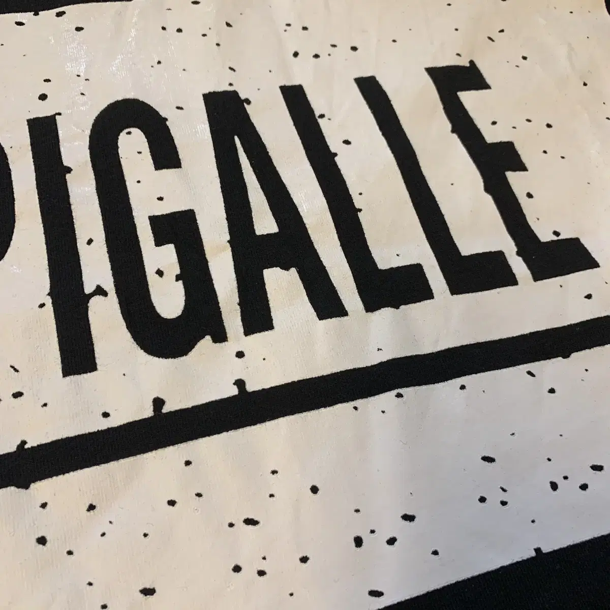 S) Pigalle 피갈레 반팔티