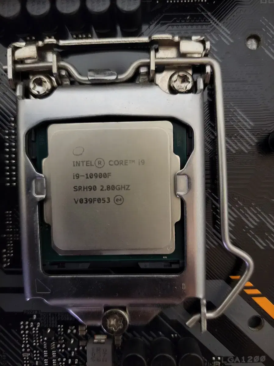 컴퓨터 부품 인텔 cpu i9 10900f