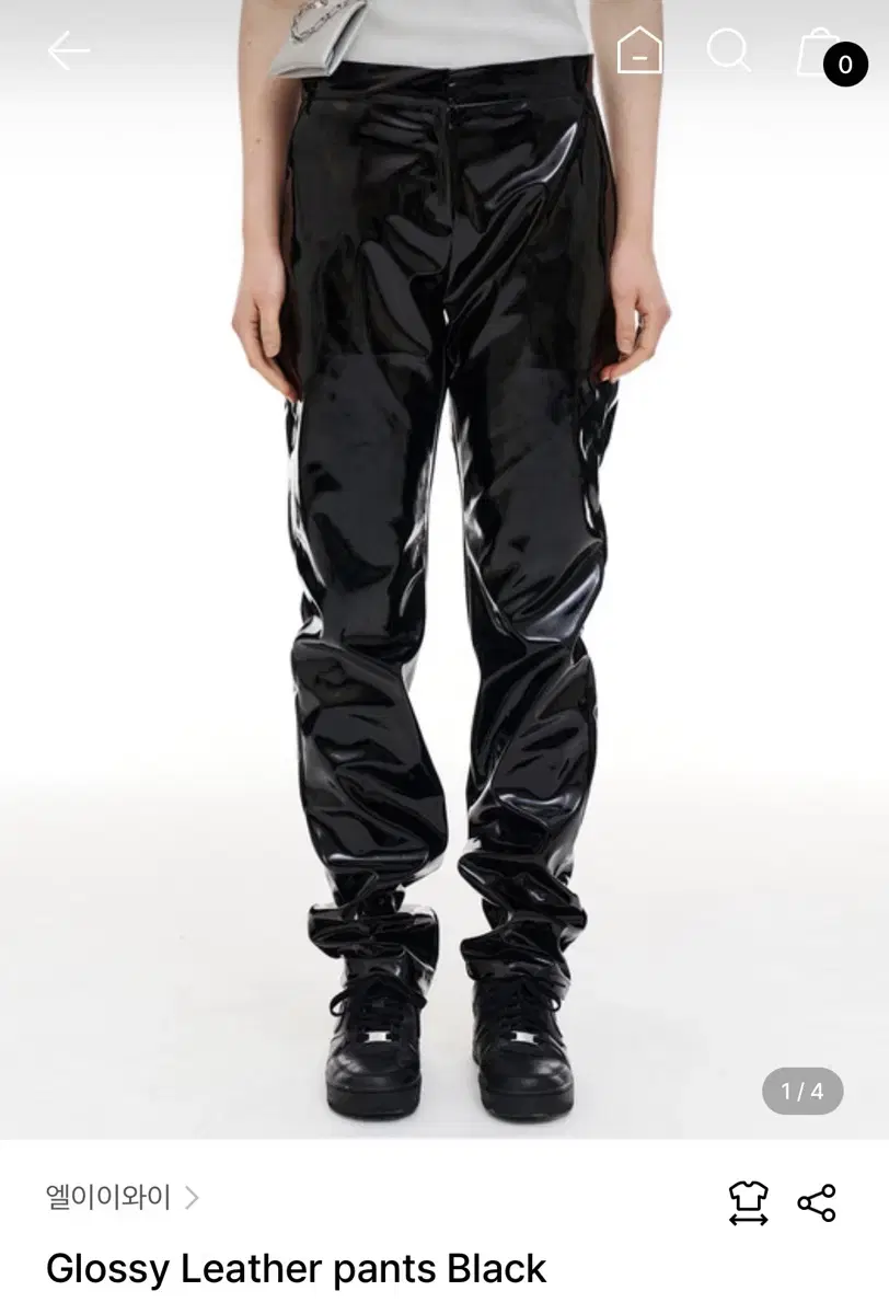 리 엘이이와이 LEEY GLOSSY LEATHER PANTS BLACK