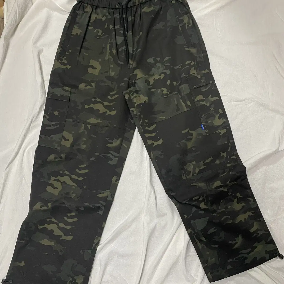 브라운브레스 SPREAD CARGO PANTS - BLACK