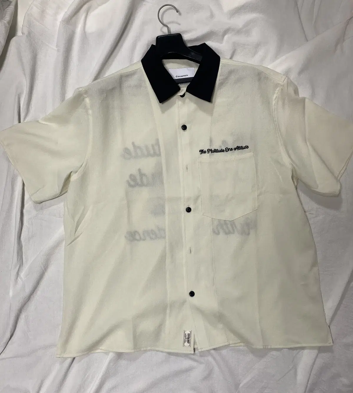 Covernotes Lettering Resort Half Shirt Cream