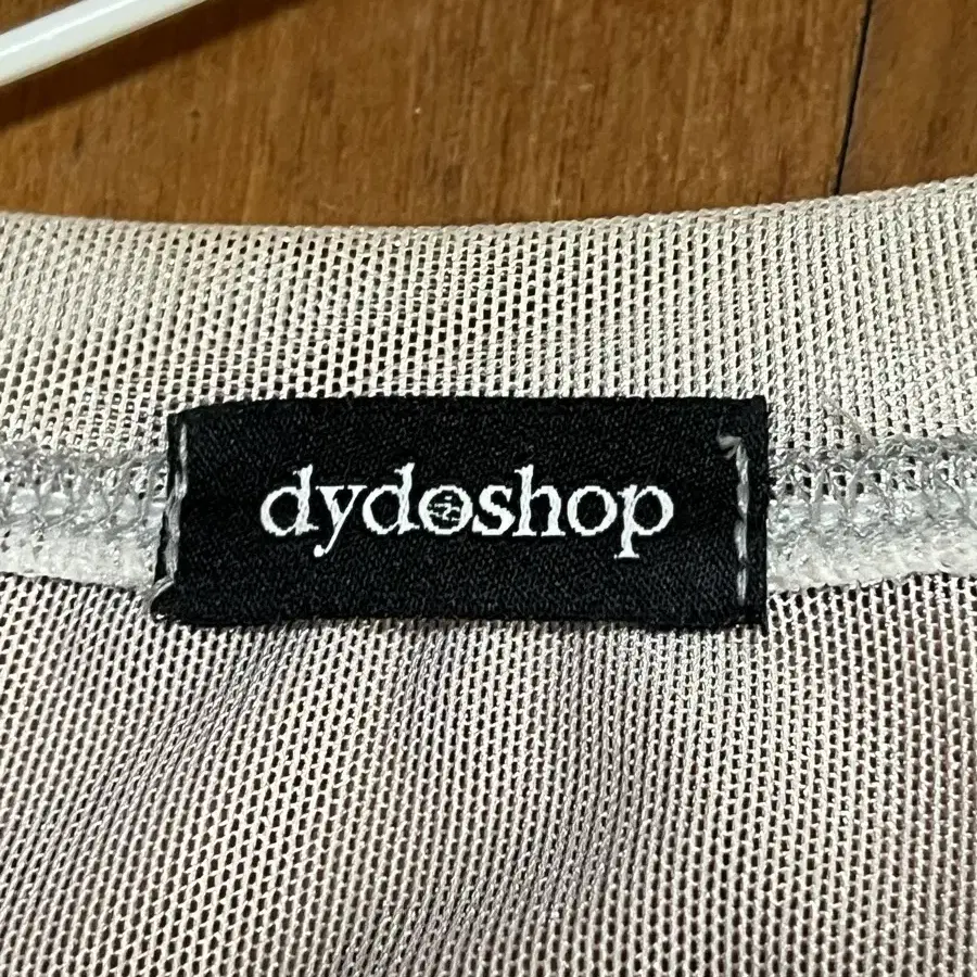 Dydoshop 디와이도샵 매쉬 프린팅 시스루 탑