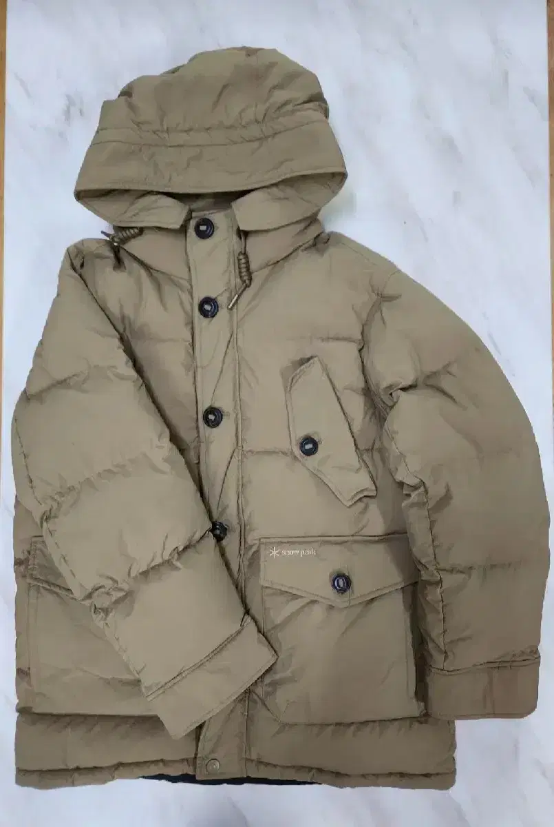 Snow Peak Padded Unisex Size 100 (Luxury Nordisk)