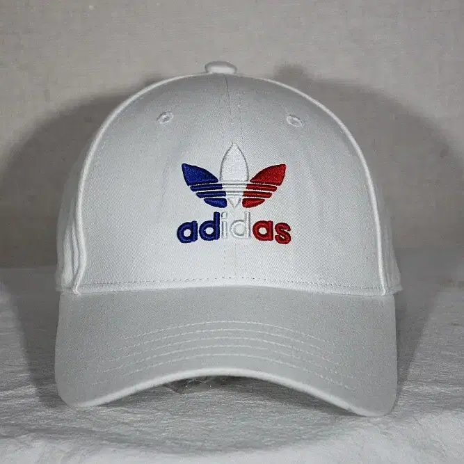 adidas  아디다스 볼캡