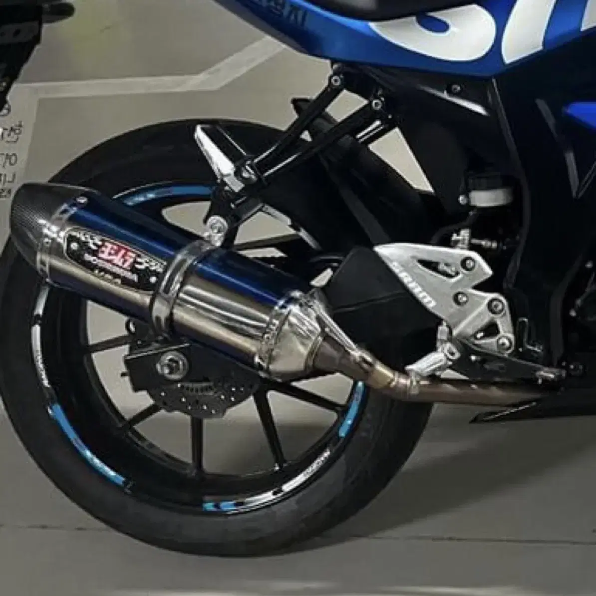 스즈키 요시무라 풀배기 머플러 gsx r125 gsxr125