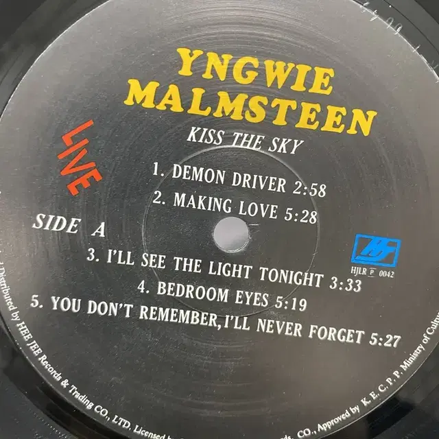 YNGWIE MALMSTEEN LIVE LP / AA5428