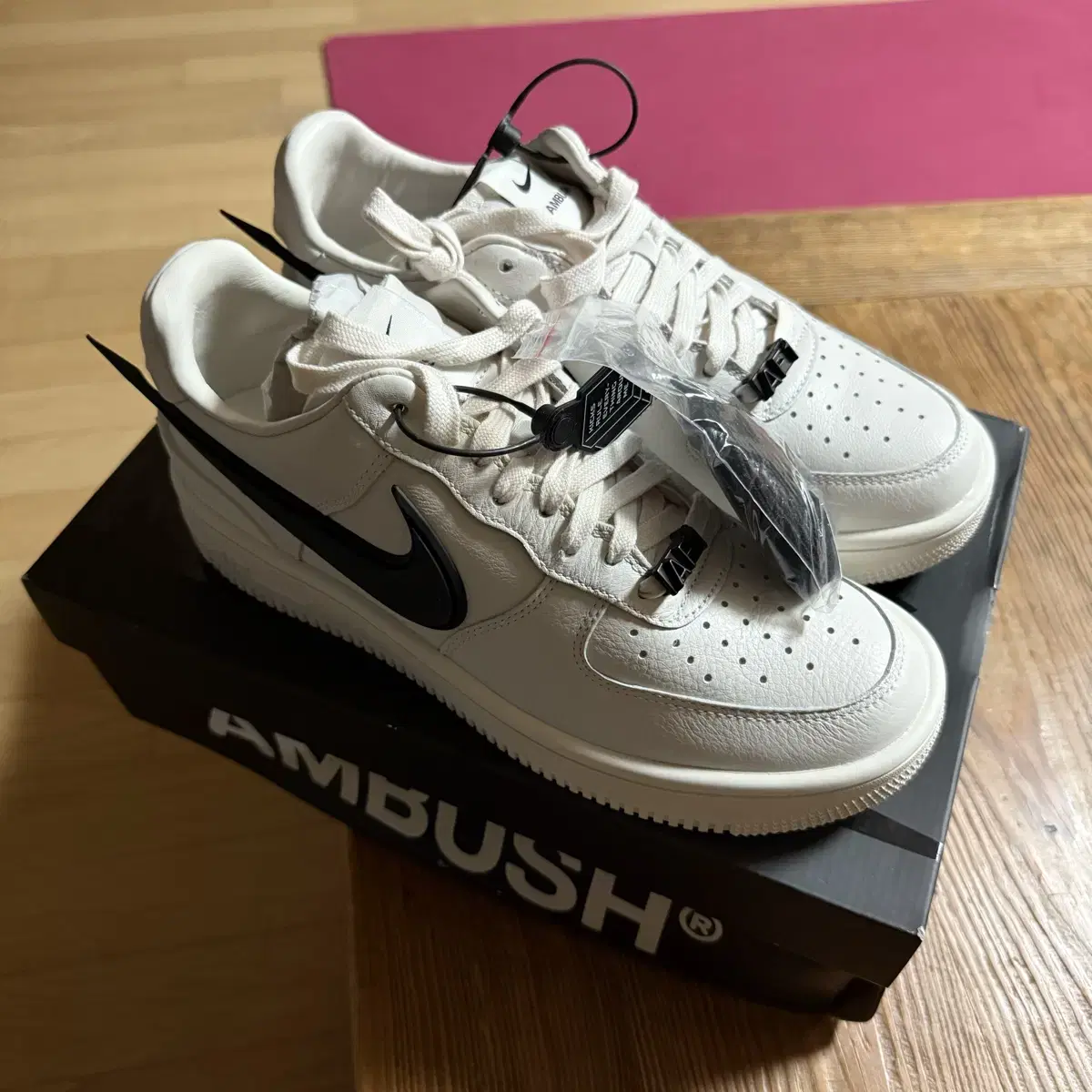 Nike X 앰부쉬 포스 260