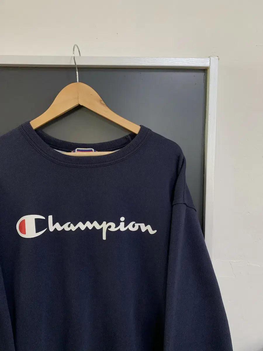 [2XL] Champion Big Logo Overfit Man-To-Man