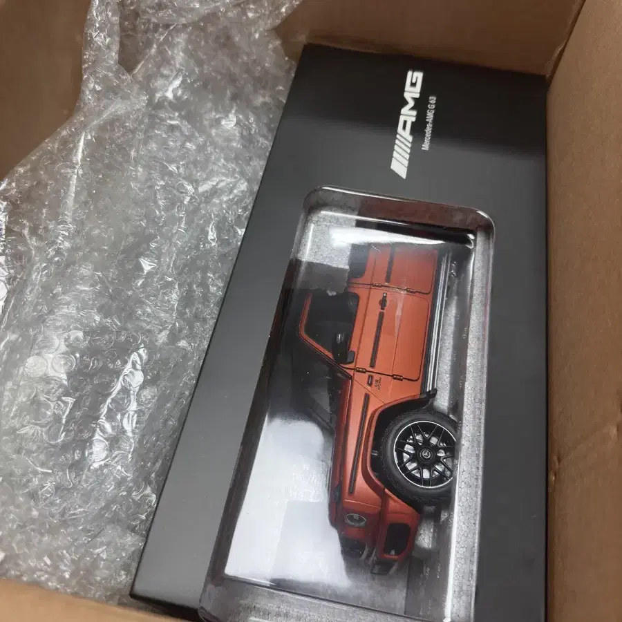 [1:18] Mercedes-AMG G 63