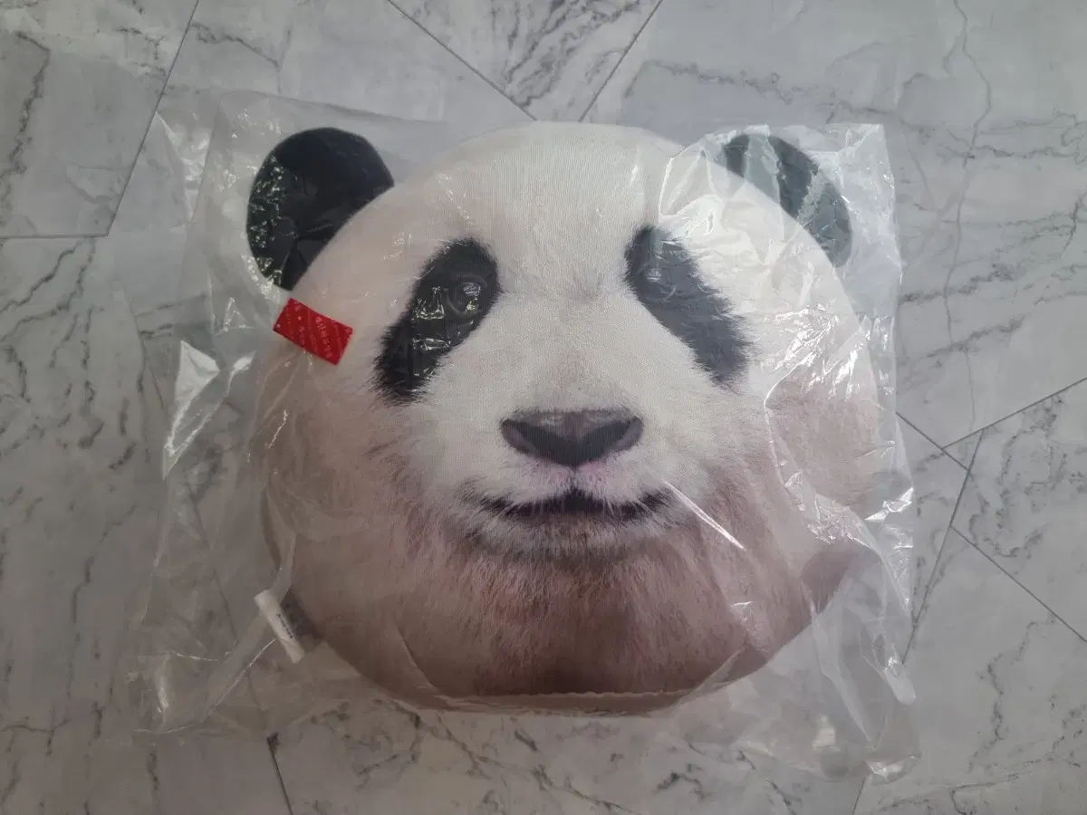 (Sale Price) LEW hui King Cod Double-Sided Face Cushion