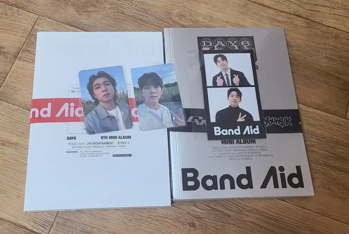 (Sold today only) (bulk) day 6 bandaid bloo dreammedia luckydraw