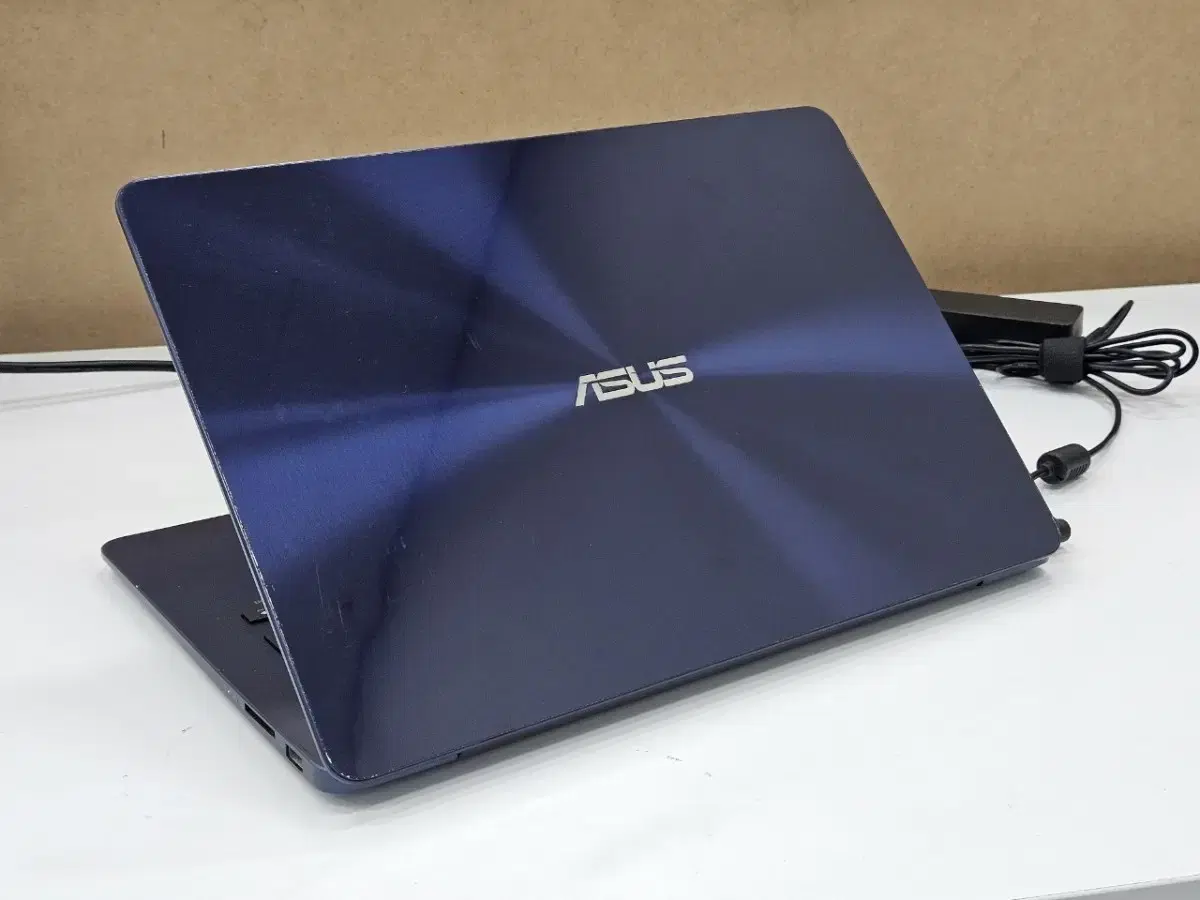 그래픽작업 가능한 asus 14인치 외장그래픽카드 탑재 모델 asus노트