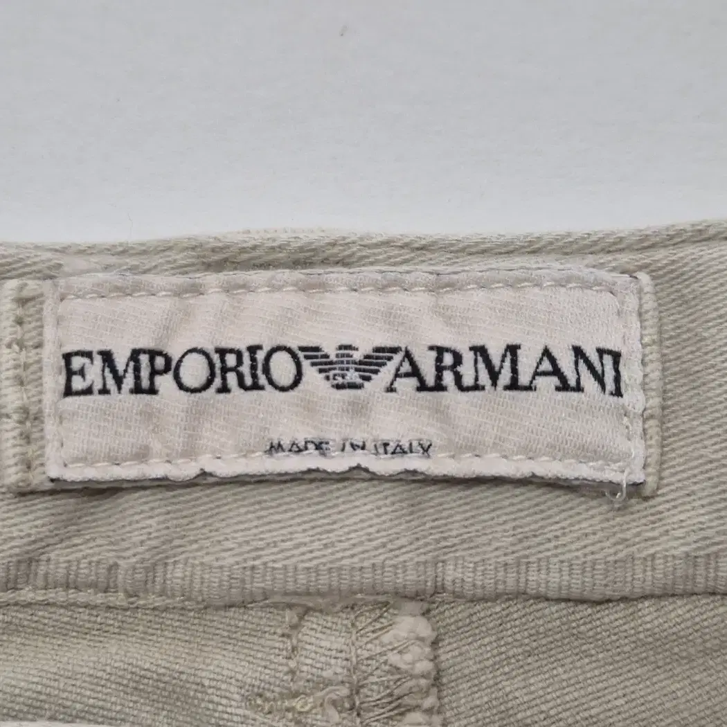 Emporio Armani 엠포리오 아르마니 베이지 팬츠 (31)