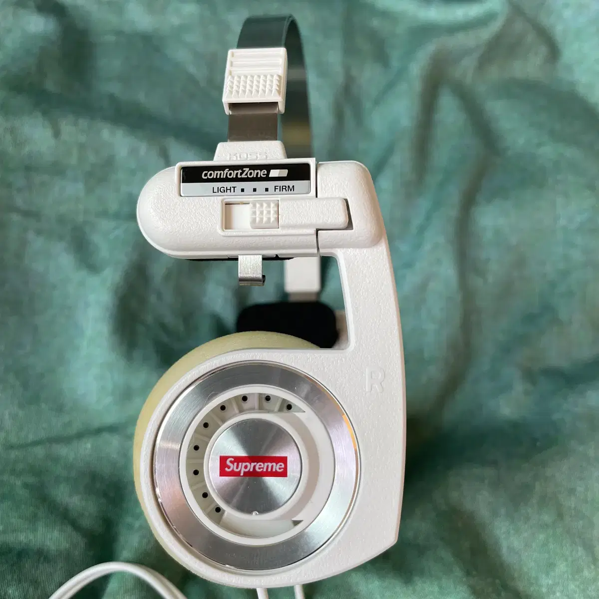 [중고]Supreme x Koss Headphones White