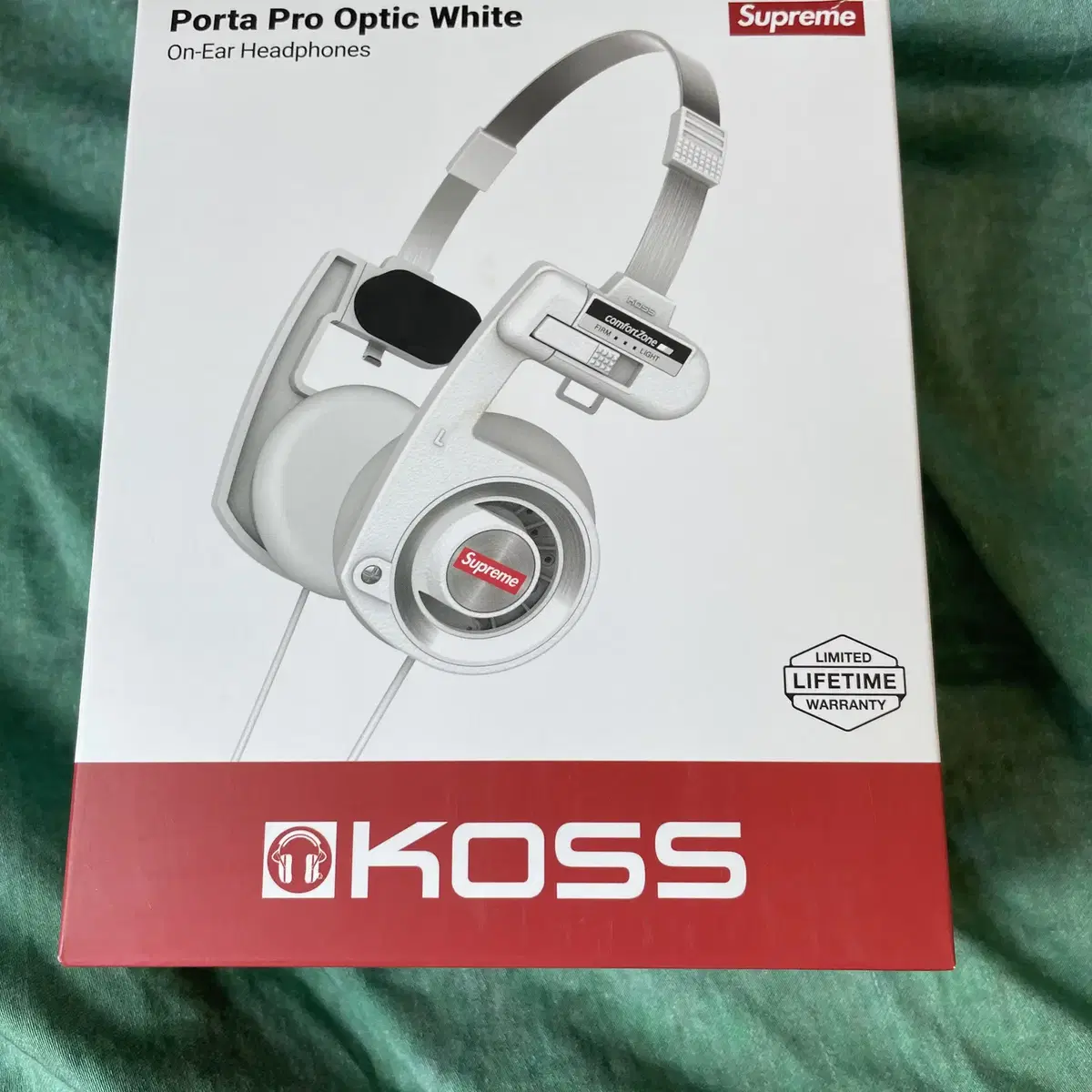 [중고]Supreme x Koss Headphones White