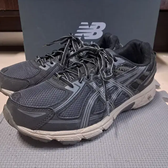 아식스asics Gel venture6 265스니커즈운동화단화