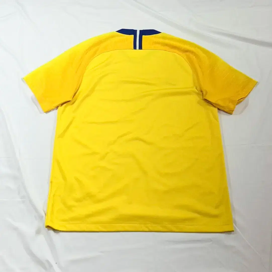 Nike chelsea t-shirt