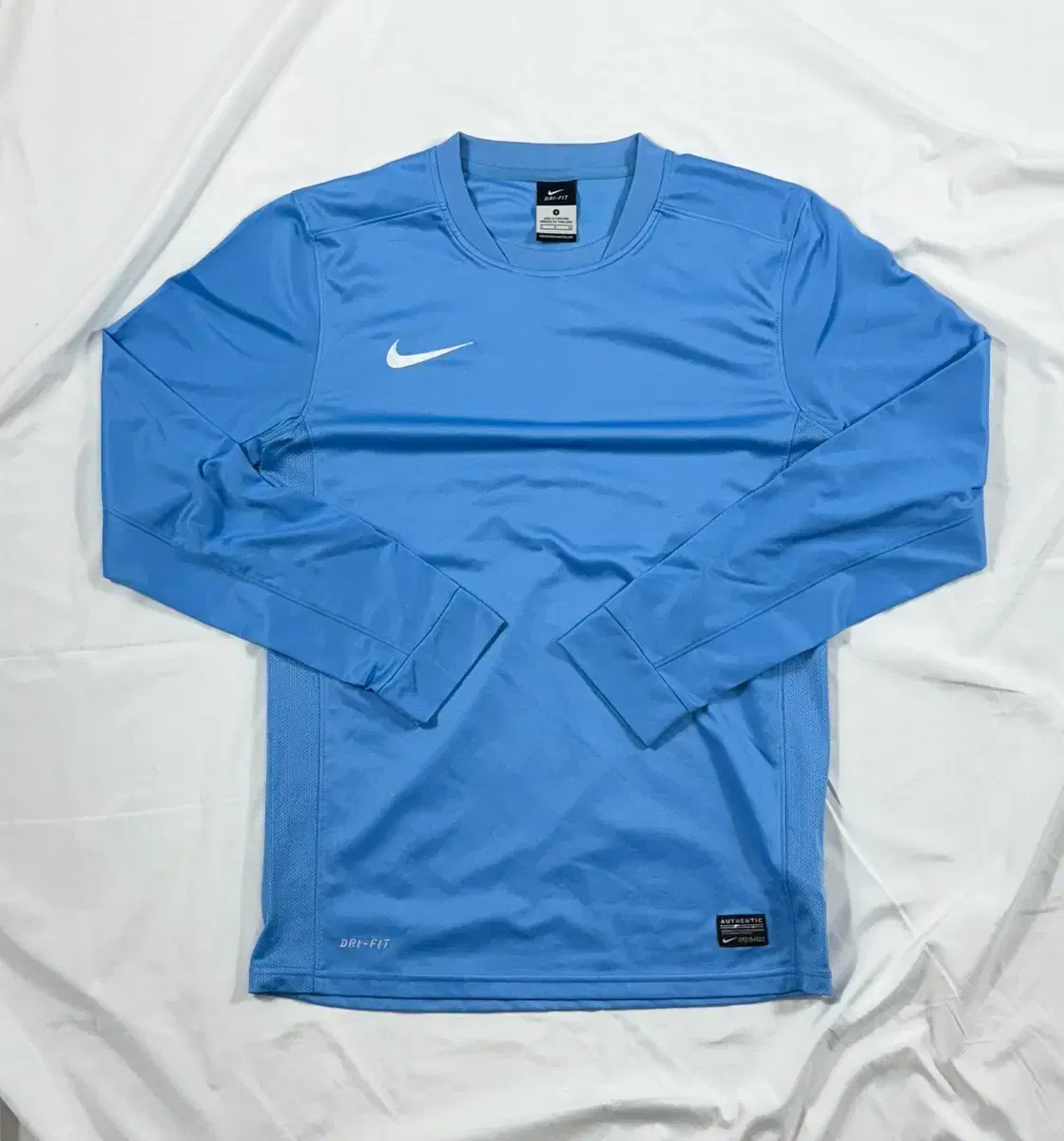 Nike blue t-shirt