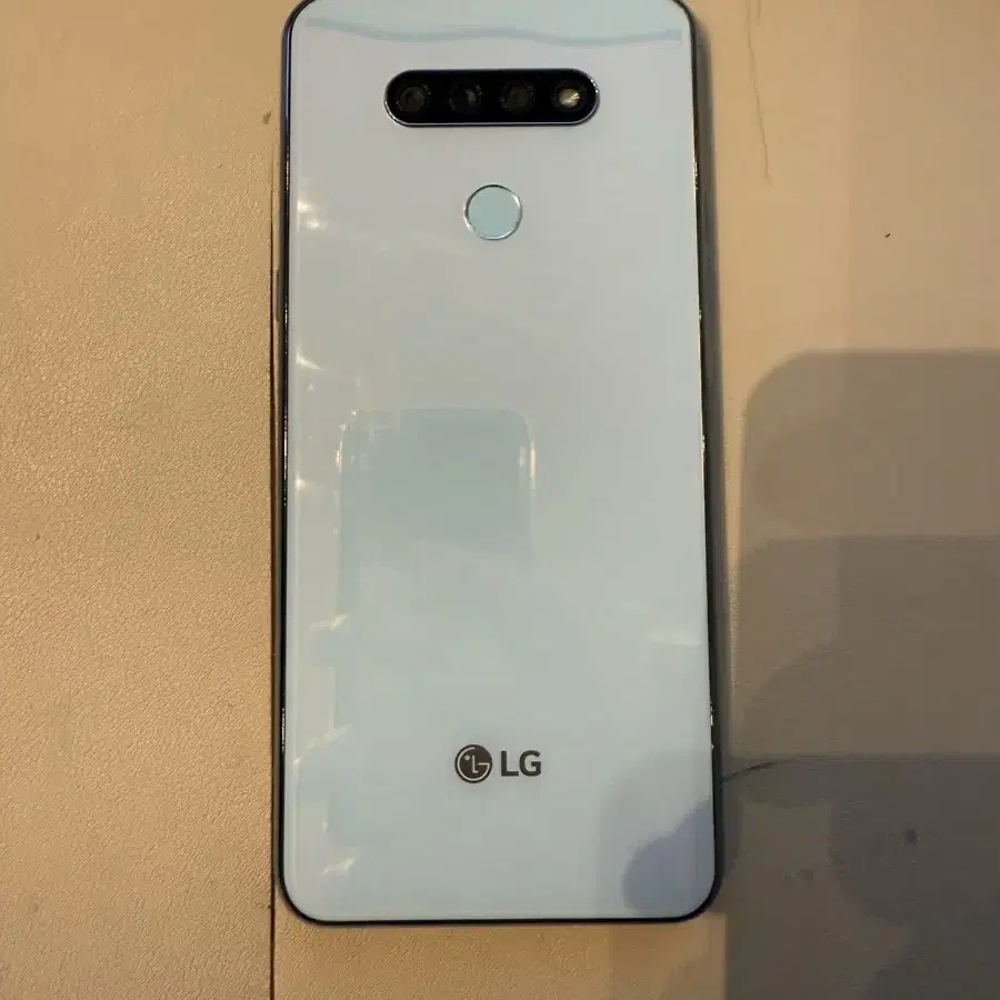 LG Q51 팝니다