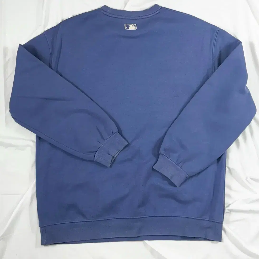 MLB sweat-shirt