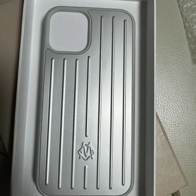 리모와 아이폰  12 pro 케이스 iphone rimowa